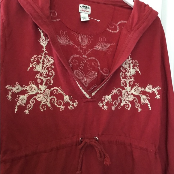 Lucky beach/pool cover up - Picture 2 of 4